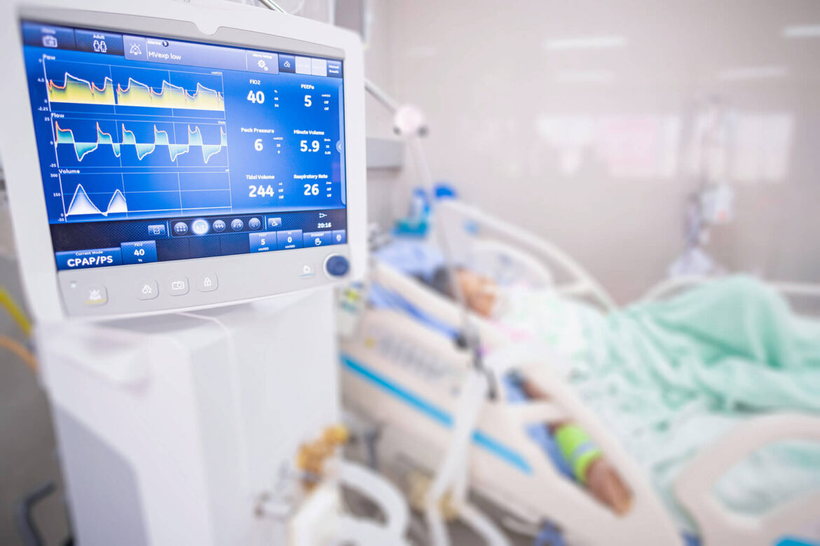 We will explore the importance of quality hospital equipment in critical areas and how its relevance positively impacts medical care for both healthcare personnel and patients