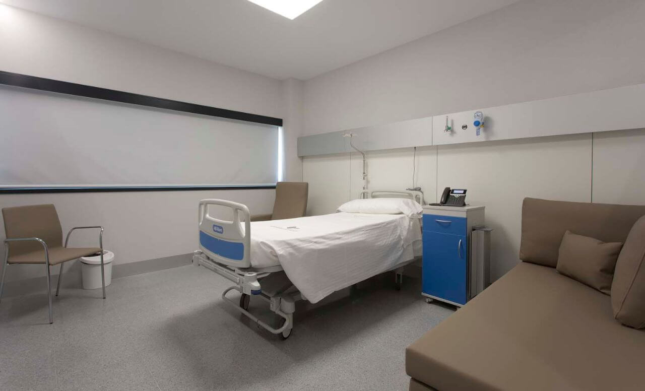 our AIS design model was installed in all the hospitalization rooms, providing an architectural touch with its HPL finish